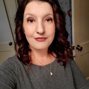 Meet your Posher, Veronica